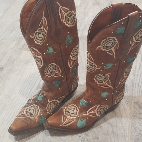 Western boots - Picture 4 of 6